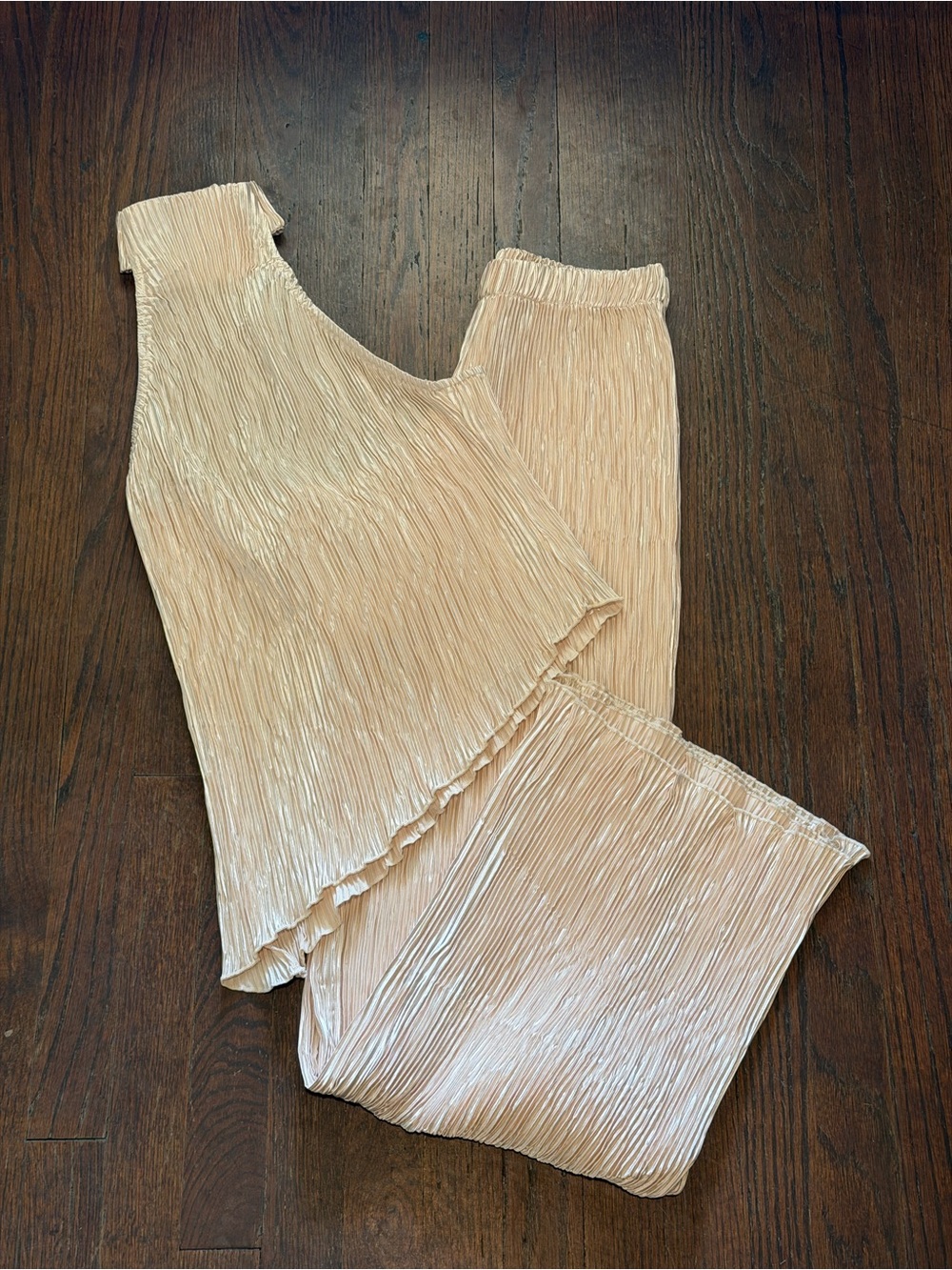Commense Crinkle Two-Piece Jumpsuit Set in Light Beige